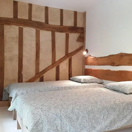 La Campagnarbre 4 Etoiles Avec Piscine Pour 14 Personnes Holiday home *